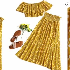 Yellow polka dot skirt set!